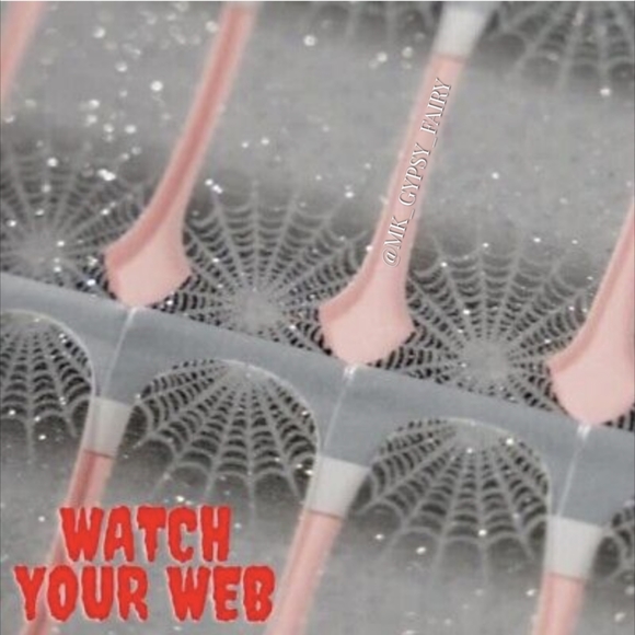 Color Street Nails Halloween 2022 Collection 5 of 7 in this closet! - Picture 3 of 7